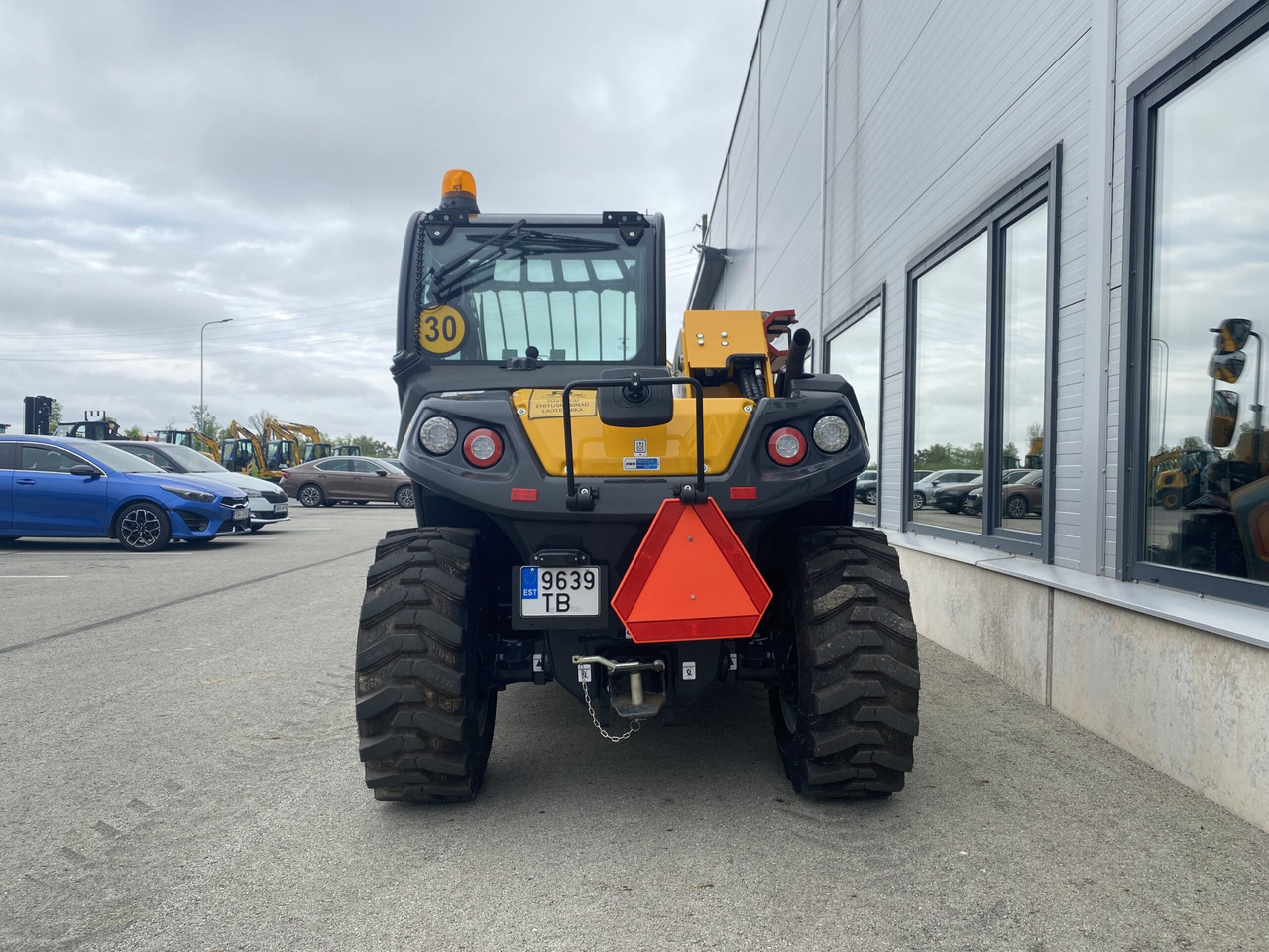 Dieci Mini Agri 20.4 SMART 37 kW - Телескопичен товарач: снимка 5 Dieci Mini Agri 20.4 SMART 37 kW - Телескопичен товарач: снимка 5