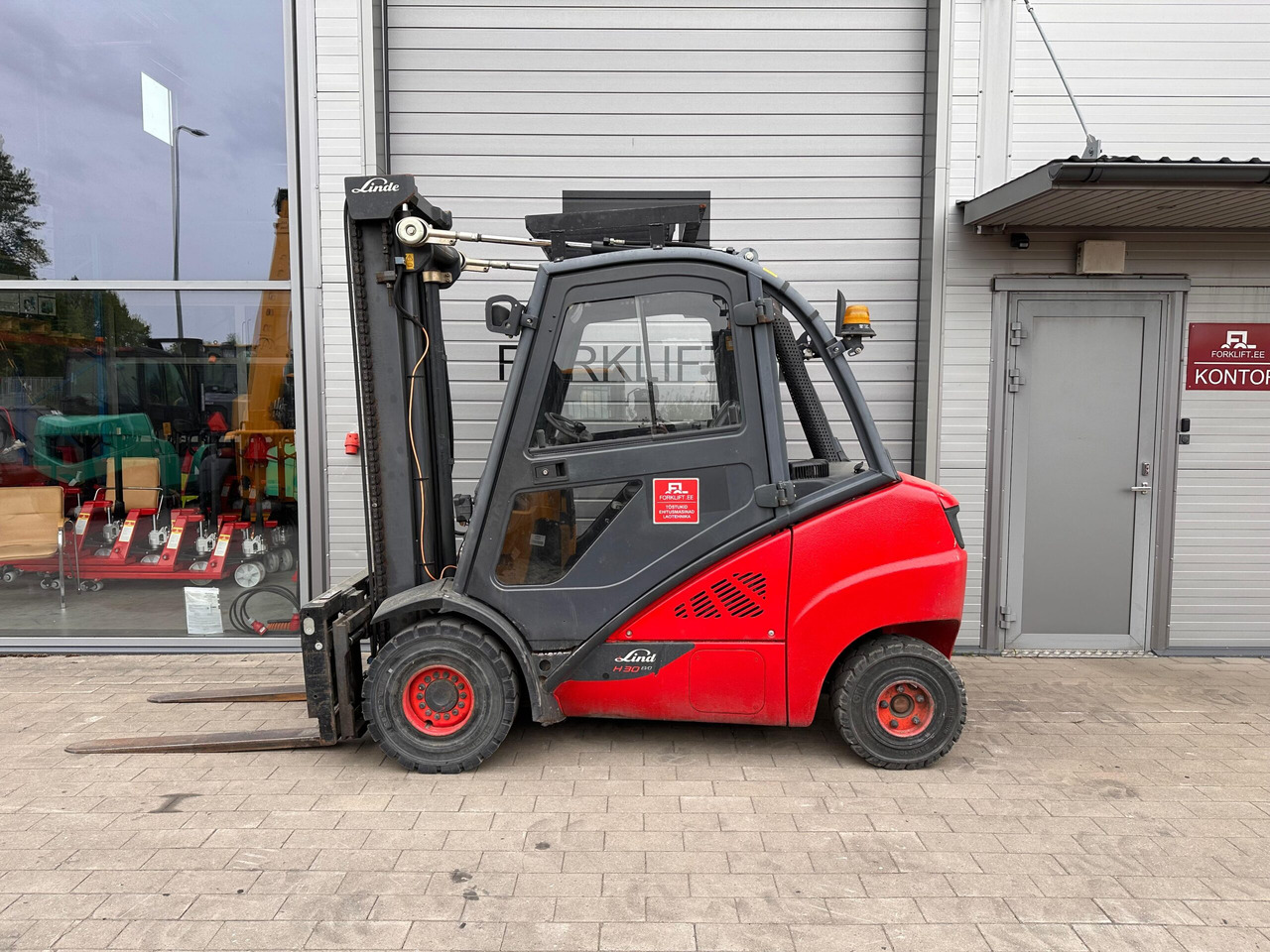 Linde H30D-02 - Дизелов мотокар: снимка 2 Linde H30D-02 - Дизелов мотокар: снимка 2