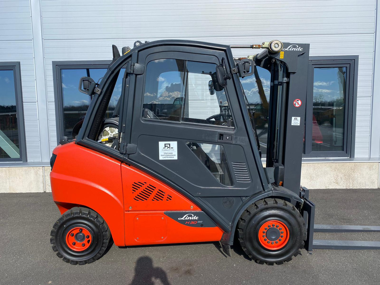 Linde H30T-02 EVO - Газокар: снимка 5 Linde H30T-02 EVO - Газокар: снимка 5