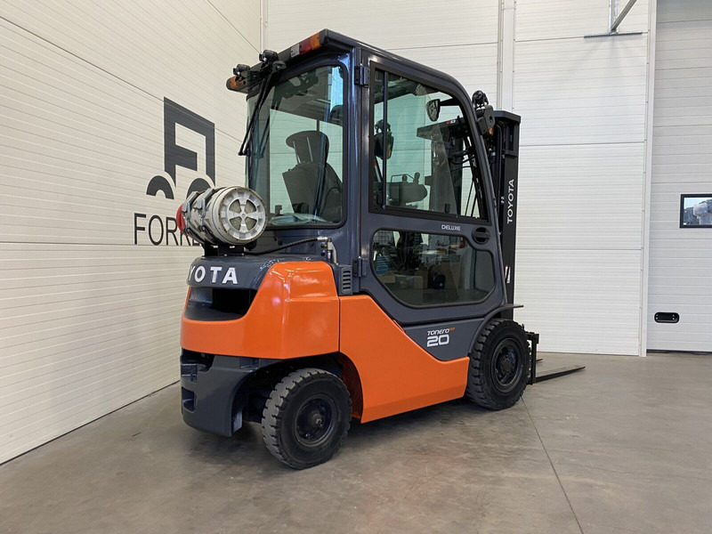 Toyota 06-8FG20F - Газокар: снимка 4 Toyota 06-8FG20F - Газокар: снимка 4