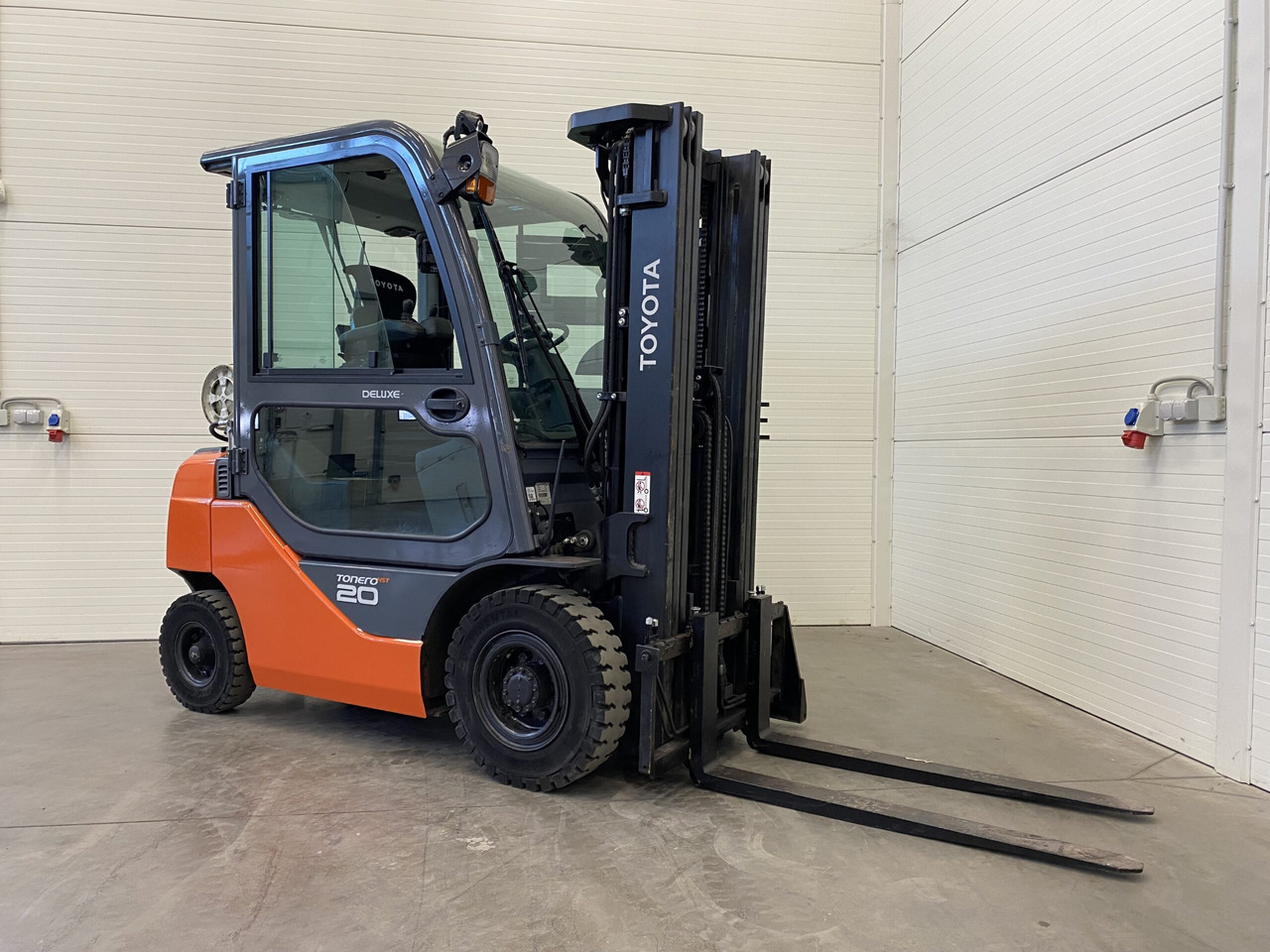 Toyota 06-8FG20F - Газокар: снимка 3 Toyota 06-8FG20F - Газокар: снимка 3