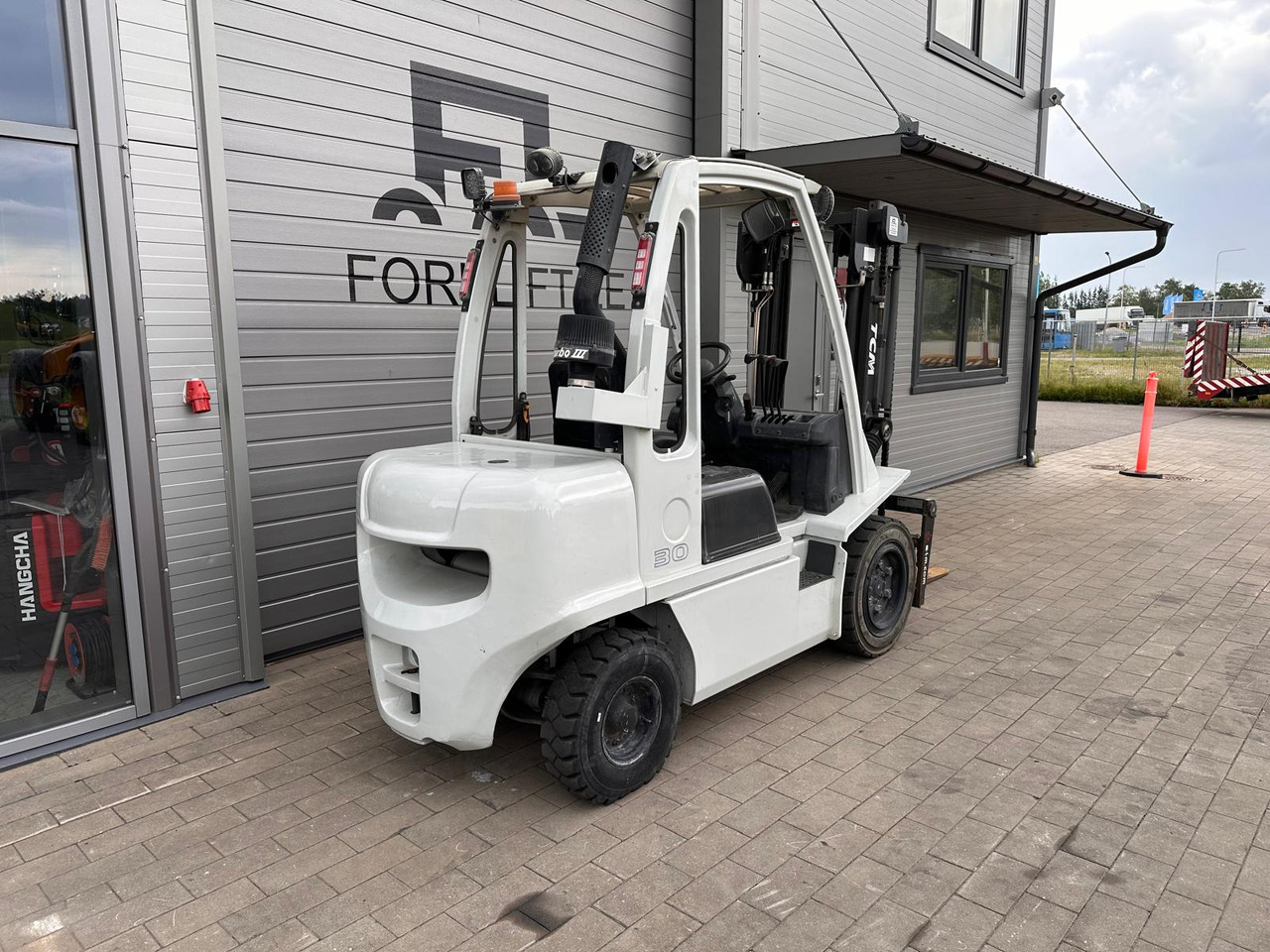 Unicarriers YG1D2A30Q - Дизелов мотокар: снимка 4 Unicarriers YG1D2A30Q - Дизелов мотокар: снимка 4