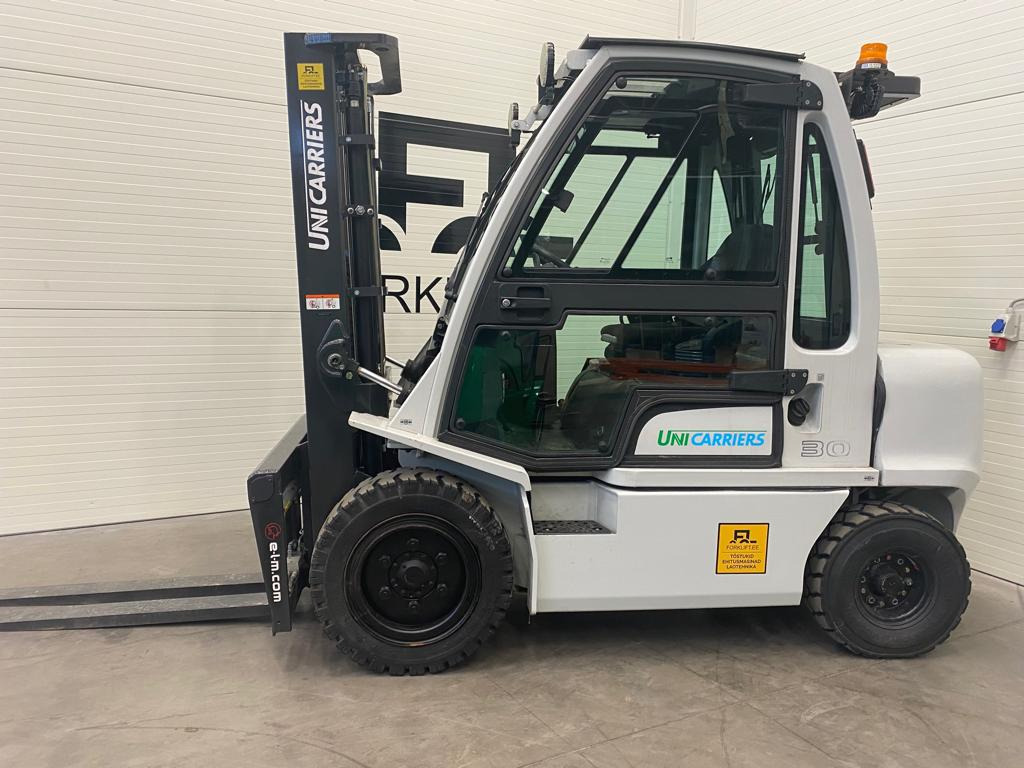 Unicarriers YG1D2A30Q - Дизелов мотокар: снимка 2 Unicarriers YG1D2A30Q - Дизелов мотокар: снимка 2