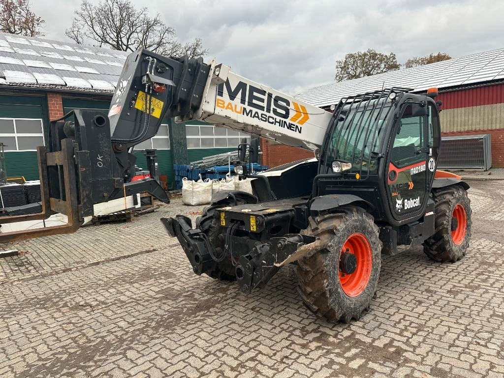 Bobcat T 40180 3B - Телескопичен товарач: снимка 2 Bobcat T 40180 3B - Телескопичен товарач: снимка 2