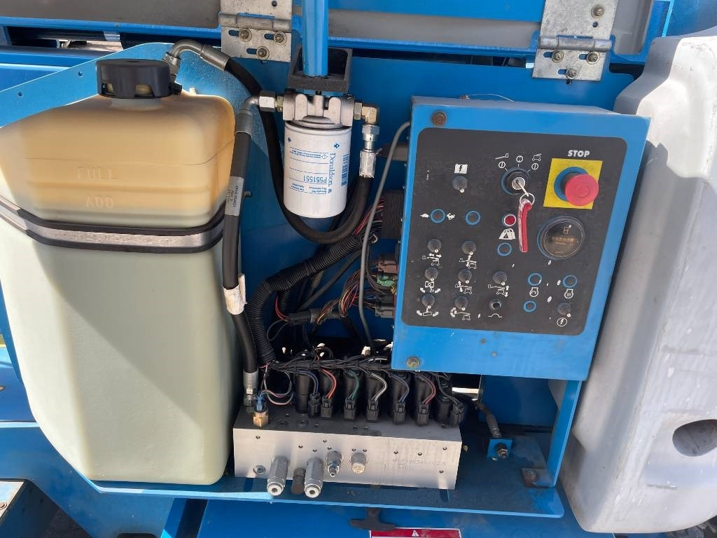 Артикулираща платформа Genie Z 45/25: снимка 11 Артикулираща платформа Genie Z 45/25: снимка 11