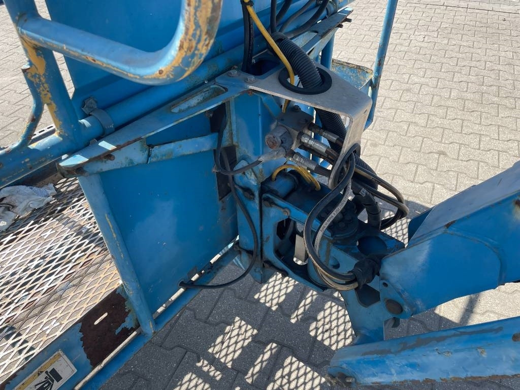 Артикулираща платформа Genie Z 45/25: снимка 6 Артикулираща платформа Genie Z 45/25: снимка 6