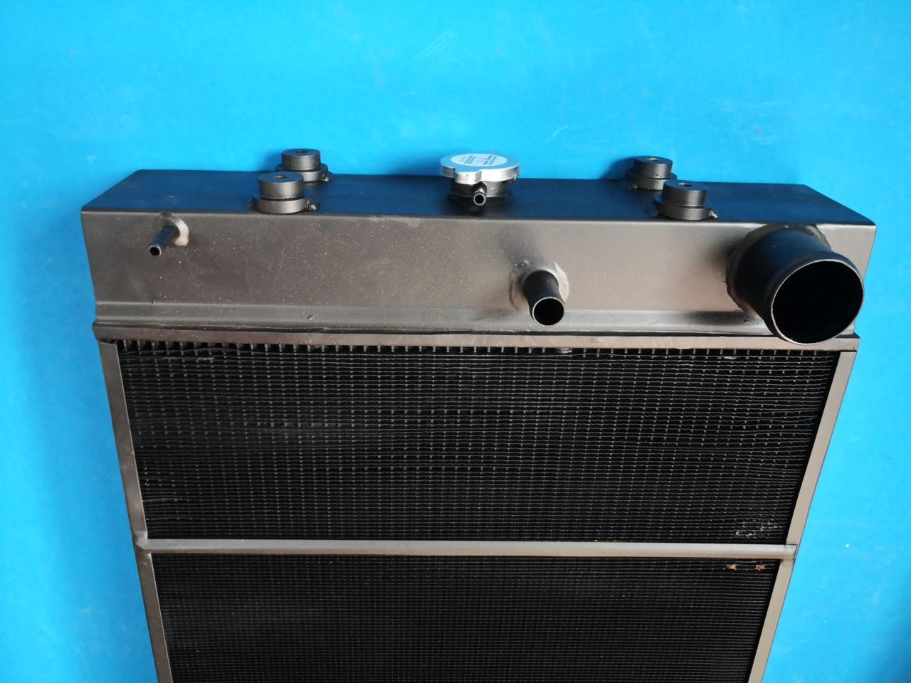 RADIATORE KOMATSU D65EX-15EO - Радиатор: снимка 3 RADIATORE KOMATSU D65EX-15EO - Радиатор: снимка 3