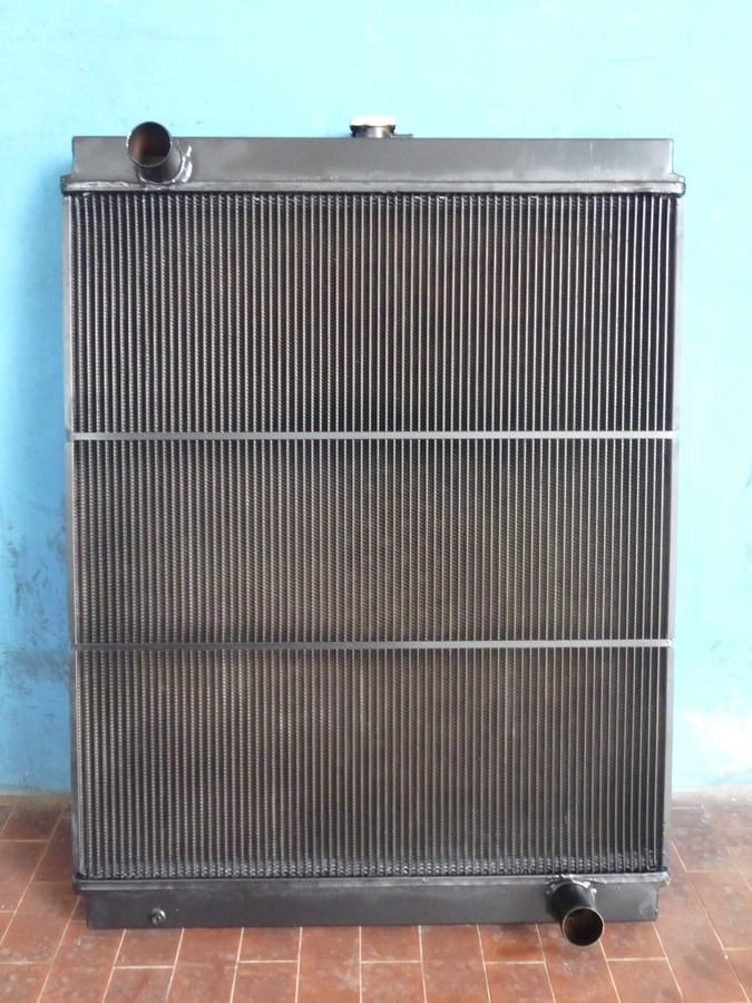 • RADIATORE NEW HOLLAND E195/215/245/ 87339771-72210130 - Радиатор: снимка 1 • RADIATORE NEW HOLLAND E195/215/245/ 87339771-72210130 - Радиатор: снимка 1