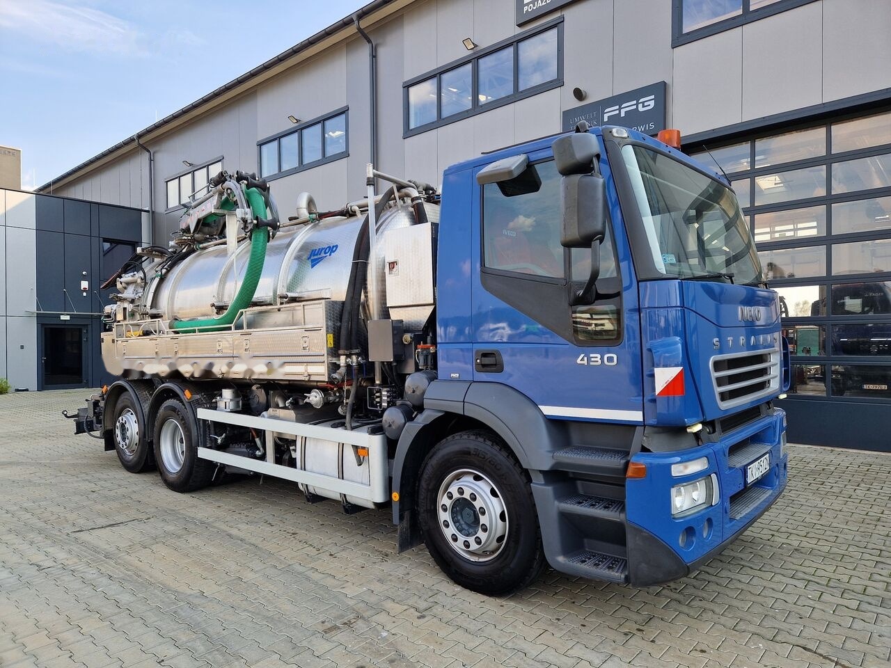 IVECO - Каналопочистваща машина: снимка 2 IVECO - Каналопочистваща машина: снимка 2