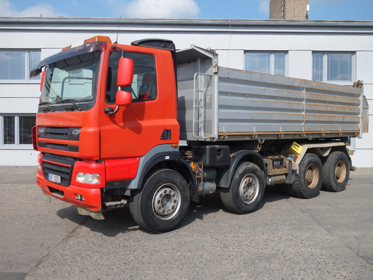 DAF CF85.410 8x4 mit Meiller - Самосвал камион: снимка 2 DAF CF85.410 8x4 mit Meiller - Самосвал камион: снимка 2