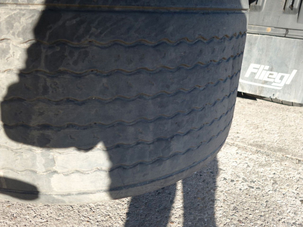 Брезентово полуремарке Fliegl SDS 01 Mega , 1xLichtachse: снимка 10