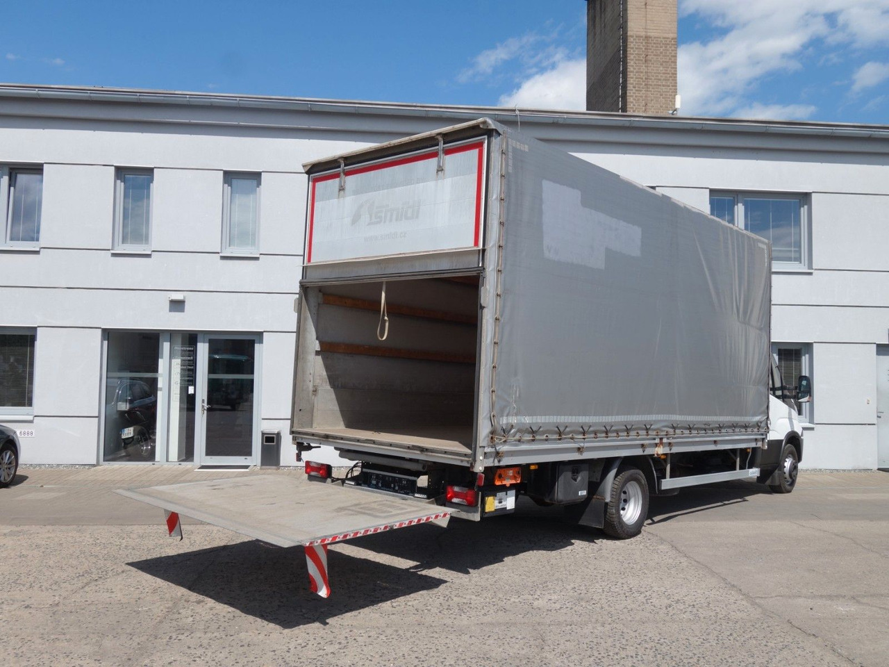 Iveco Daily 70C18 mit LBW - Брезентов бус: снимка 5 Iveco Daily 70C18 mit LBW - Брезентов бус: снимка 5