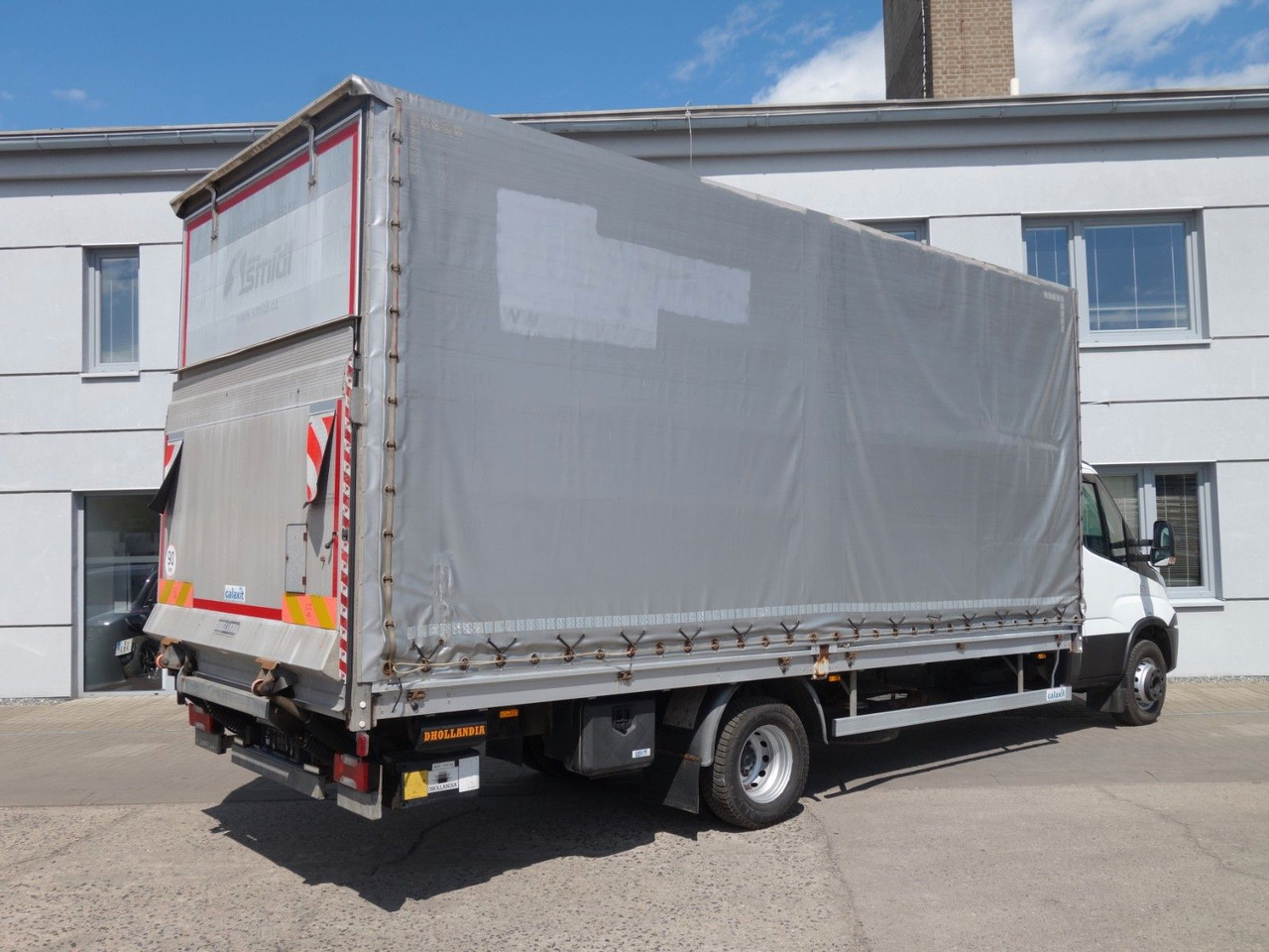 Iveco Daily 70C18 mit LBW - Брезентов бус: снимка 4 Iveco Daily 70C18 mit LBW - Брезентов бус: снимка 4