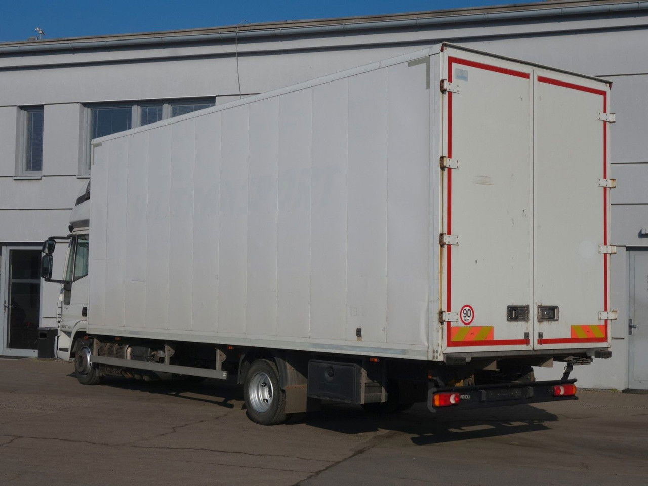 Iveco EuroCargo 75 75E19, 18 Palleten - Камион фургон: снимка 4 Iveco EuroCargo 75 75E19, 18 Palleten - Камион фургон: снимка 4