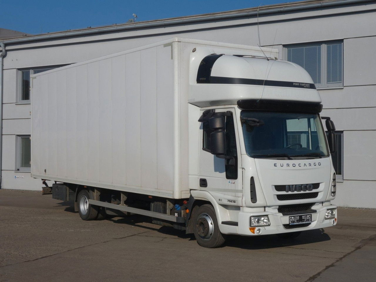 Iveco EuroCargo 75 75E19, 18 Palleten - Камион фургон: снимка 3 Iveco EuroCargo 75 75E19, 18 Palleten - Камион фургон: снимка 3