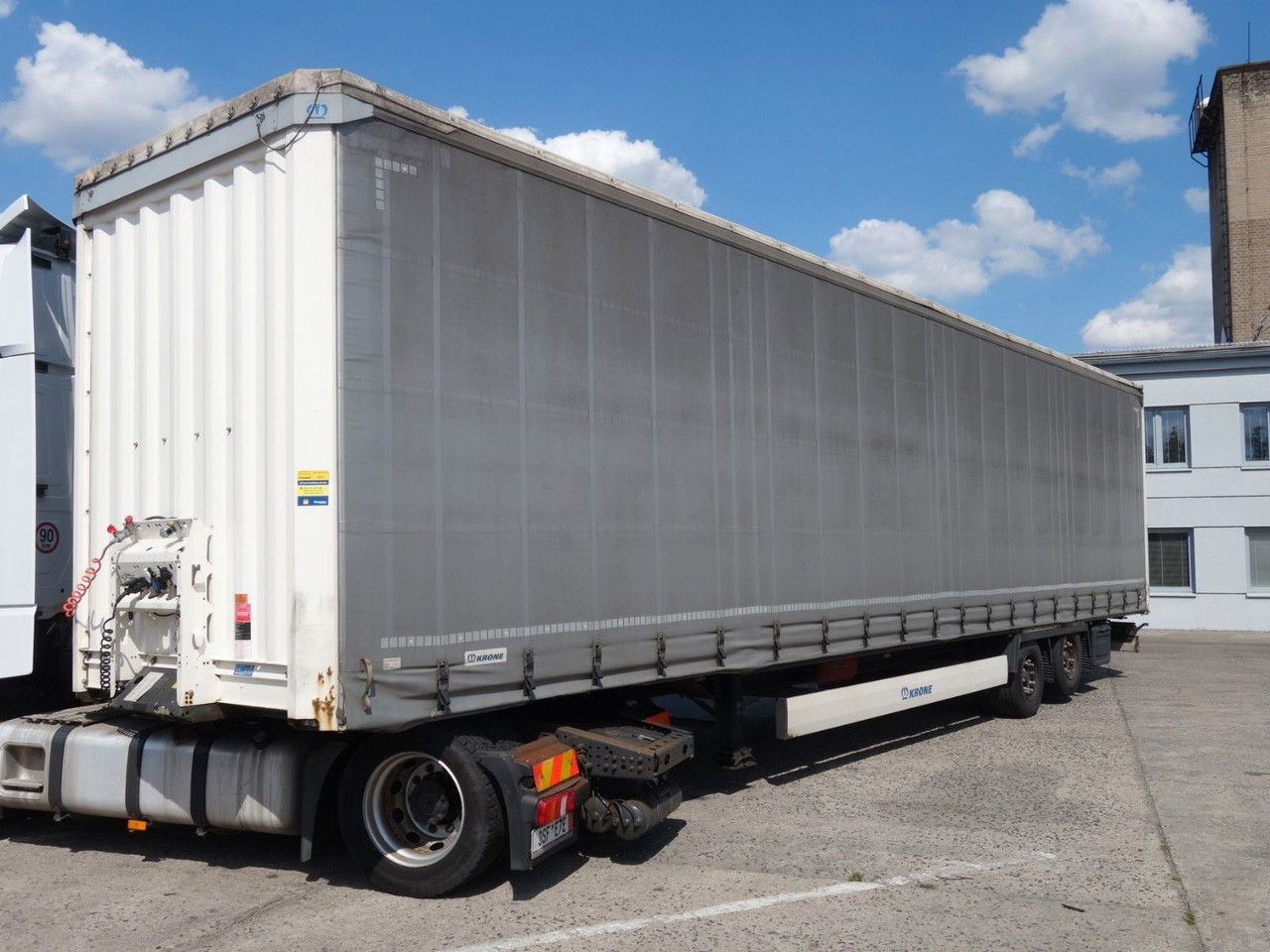 Krone SD Mega 2 Achse, 1 Liftachse, XL SD Mega 2 Achse, 1 Liftachse, XL - Брезентово полуремарке: снимка 1 Krone SD Mega 2 Achse, 1 Liftachse, XL SD Mega 2 Achse, 1 Liftachse, XL - Брезентово полуремарке: снимка 1