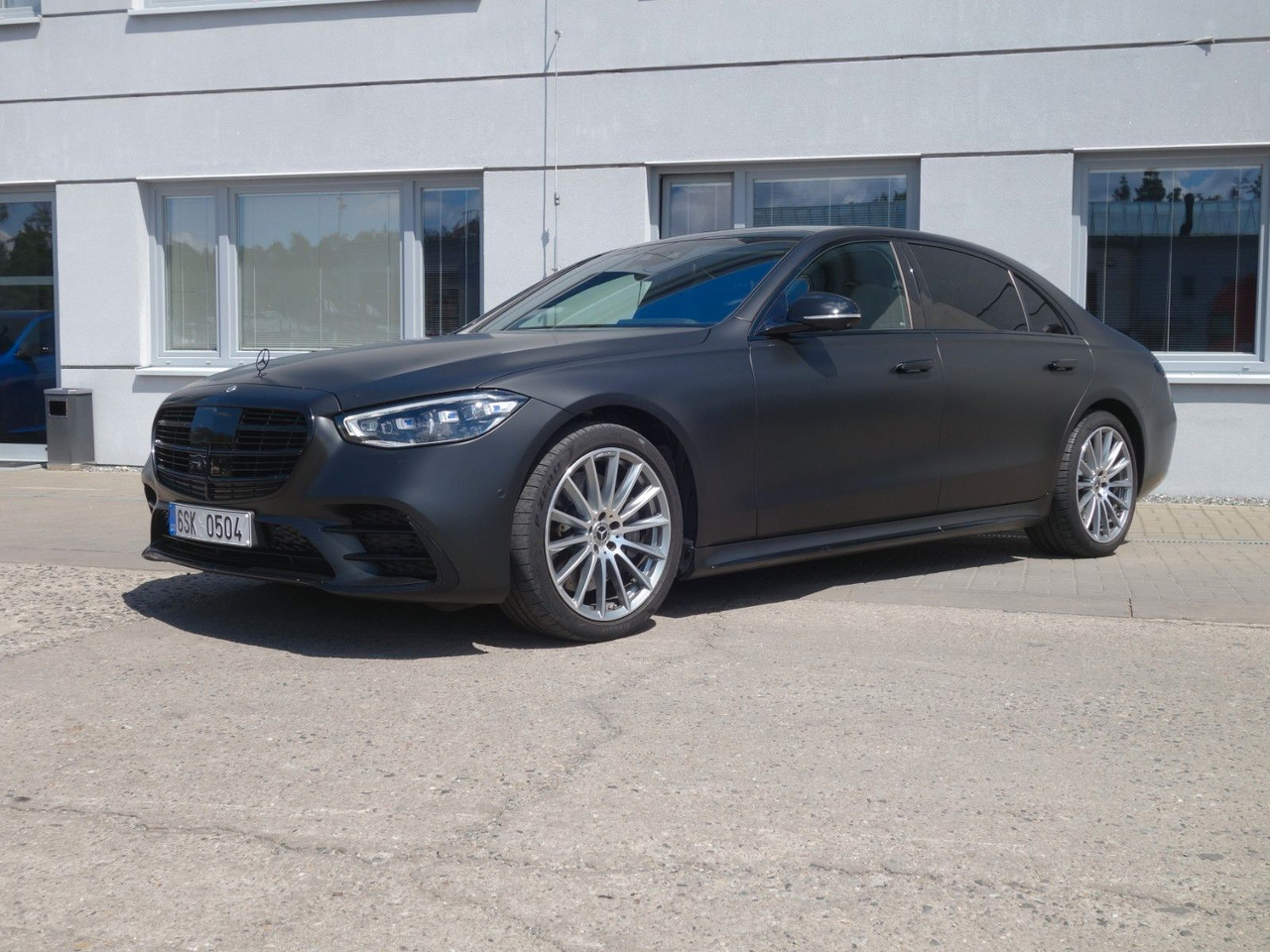 Mercedes-Benz S 400, 4Matic, PANO, Folie, Garantie bis 8/2028 - Седан: снимка 2 Mercedes-Benz S 400, 4Matic, PANO, Folie, Garantie bis 8/2028 - Седан: снимка 2