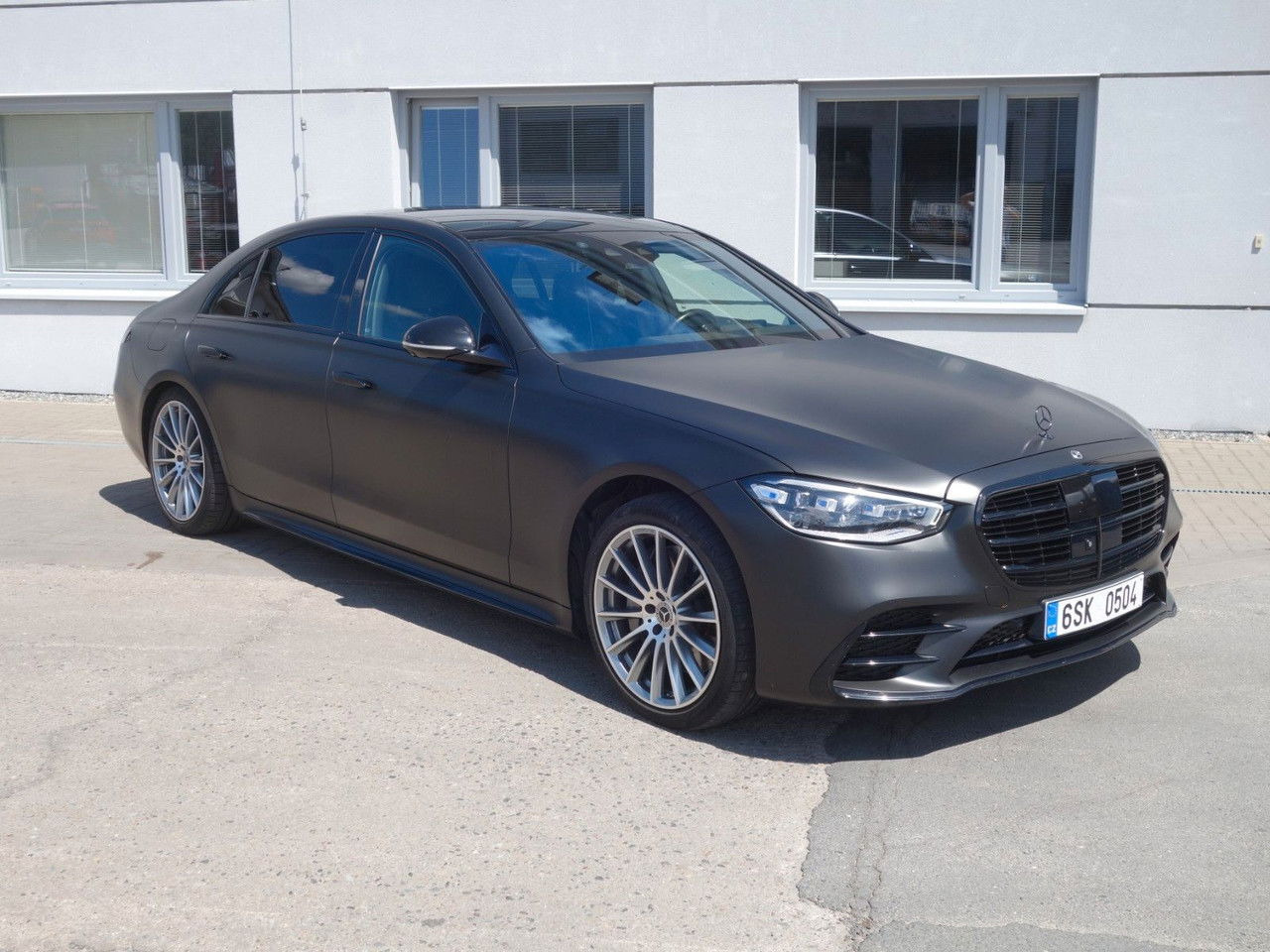Mercedes-Benz S-klasse 400 , 4Matic, Pano, Folie, Garantie bis 8/2028 - Седан: снимка 4 Mercedes-Benz S-klasse 400 , 4Matic, Pano, Folie, Garantie bis 8/2028 - Седан: снимка 4