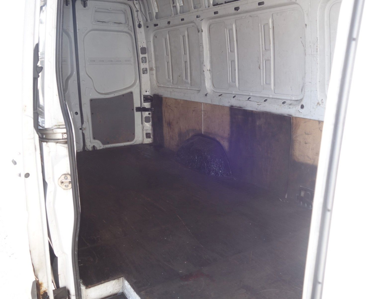 Нови Товарен бус Mercedes-Benz Sprinter 313 CDI, Am 420.000 km Neue Motor: снимка 6
