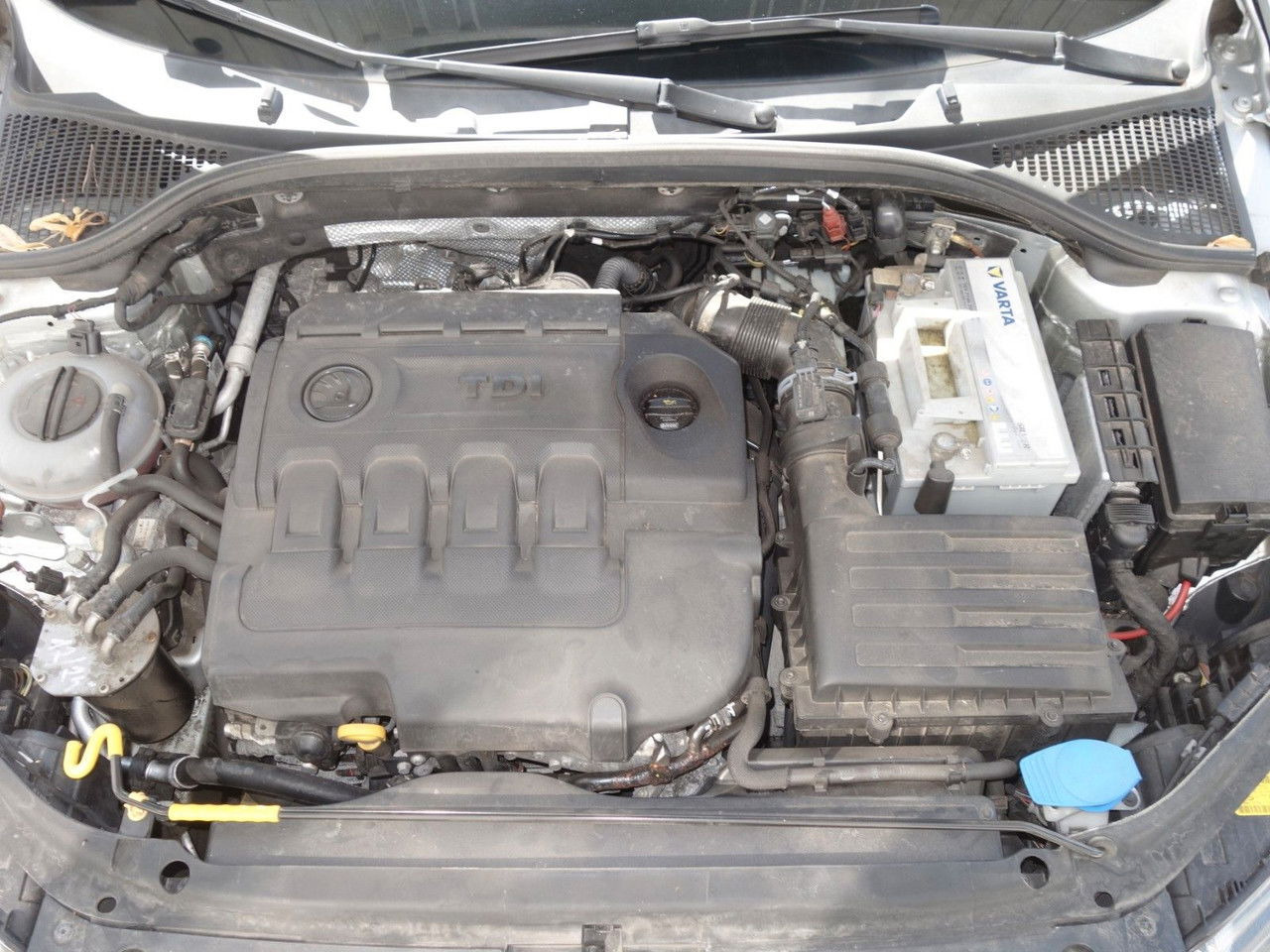 Комби Škoda Octavia Combi Ambition 1,6 TDI, DSG, Navi, Clima: снимка 16 Комби Škoda Octavia Combi Ambition 1,6 TDI, DSG, Navi, Clima: снимка 16