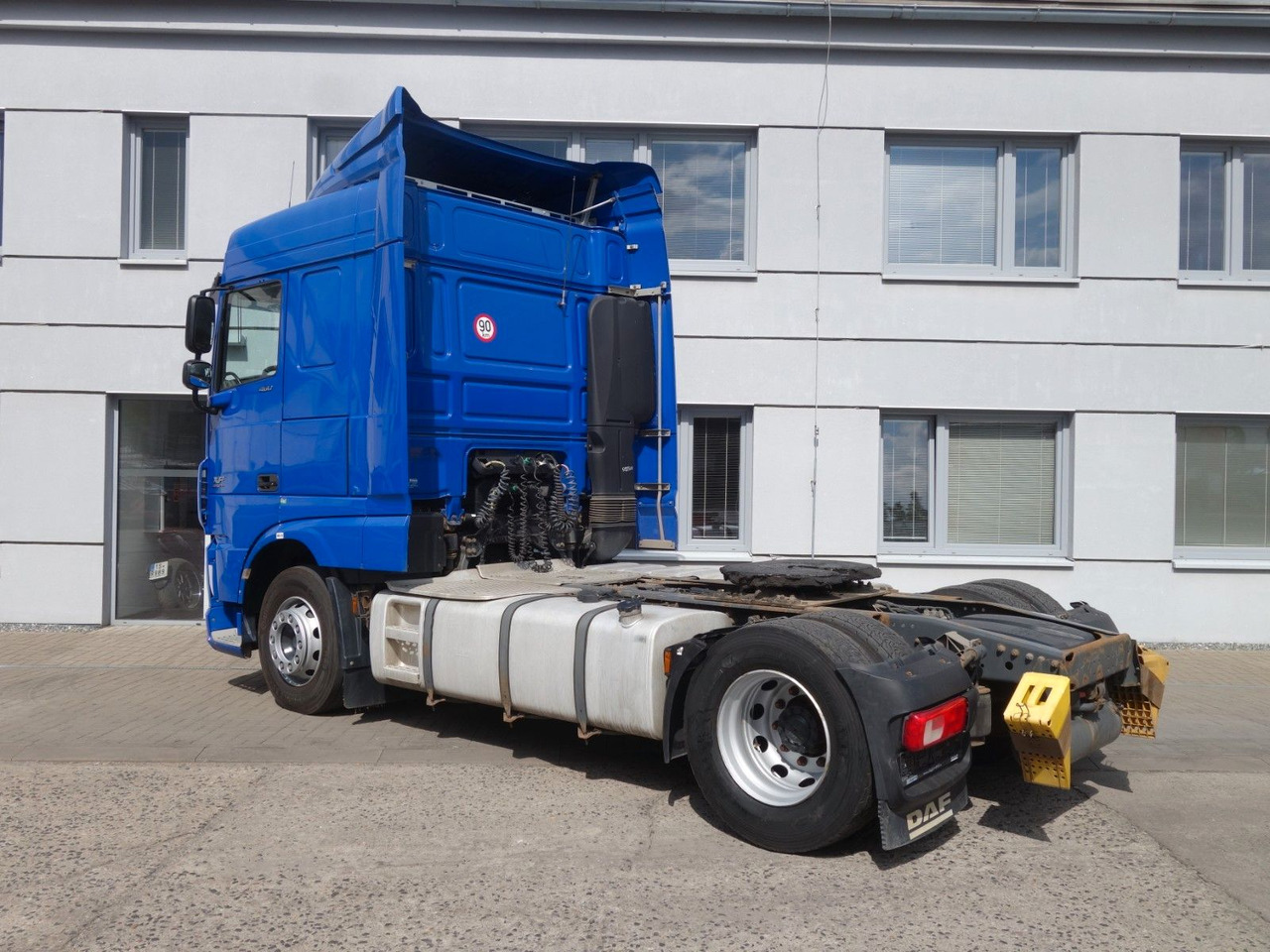 DAF XF 460 SC Standard - Влекач: снимка 4 DAF XF 460 SC Standard - Влекач: снимка 4
