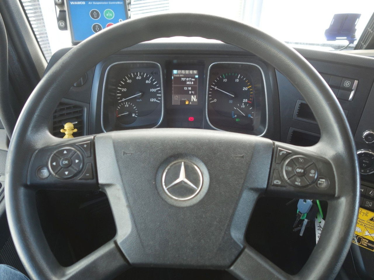 Влекач Mercedes-Benz Actros 1843 Lsnrl LD, Retarder, Navi, 9 Stk.: снимка 18