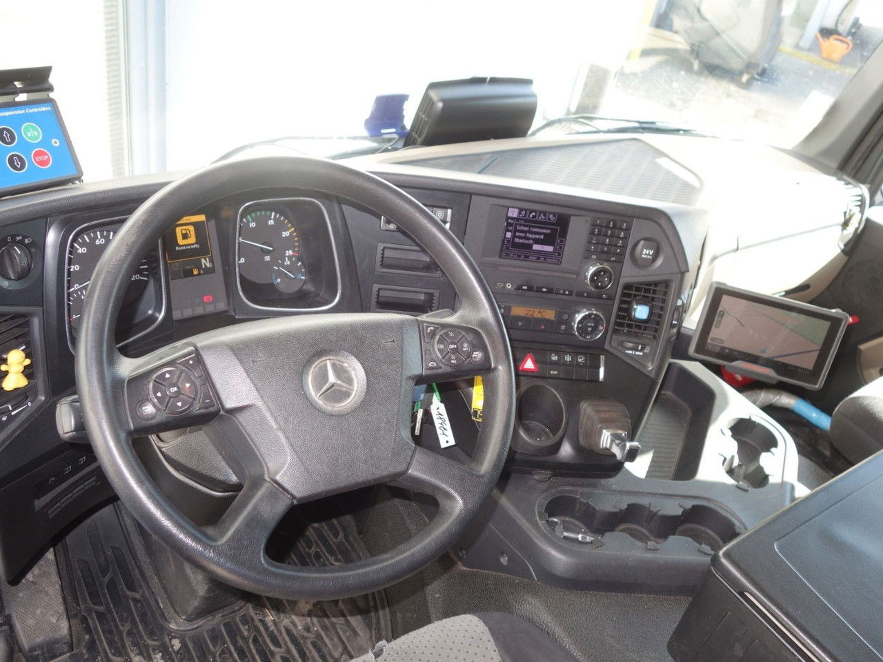Влекач Mercedes-Benz Actros 1843 Lsnrl LD, Retarder, Navi, 9 Stk.: снимка 14