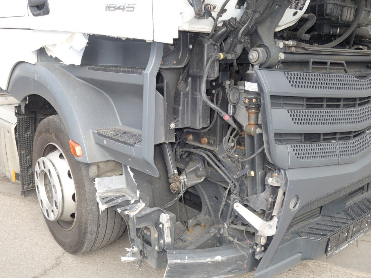 Mercedes-Benz Actros 1845 LD BIG Space MirrorCam - Влекач: снимка 5 Mercedes-Benz Actros 1845 LD BIG Space MirrorCam - Влекач: снимка 5