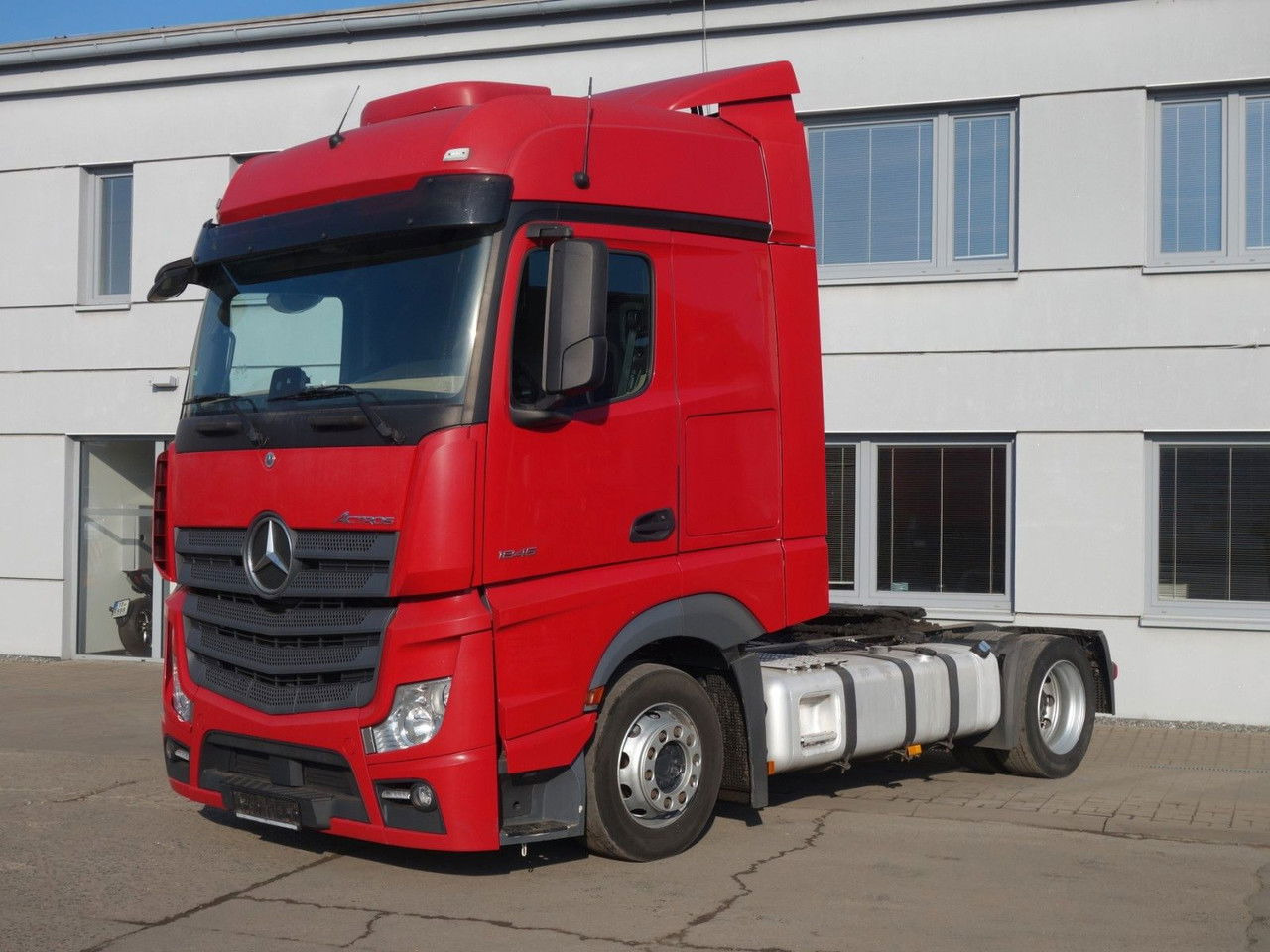 Mercedes-Benz Actros 1845 Lsnrl, Lowdeck, Standklima - Влекач: снимка 1 Mercedes-Benz Actros 1845 Lsnrl, Lowdeck, Standklima - Влекач: снимка 1
