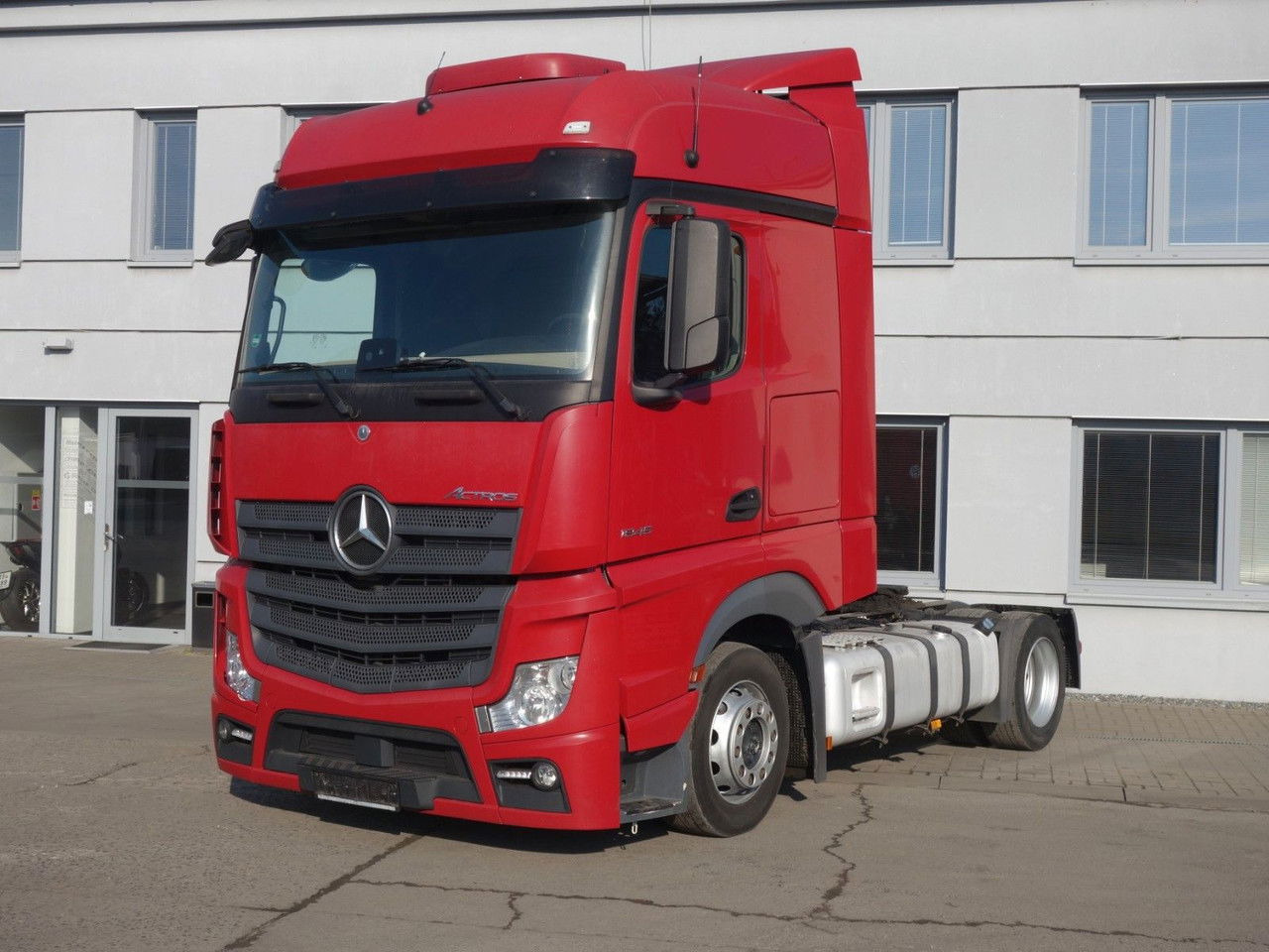 Mercedes-Benz Actros 1845 Lsnrl, Lowdeck, Standklima - Влекач: снимка 2 Mercedes-Benz Actros 1845 Lsnrl, Lowdeck, Standklima - Влекач: снимка 2