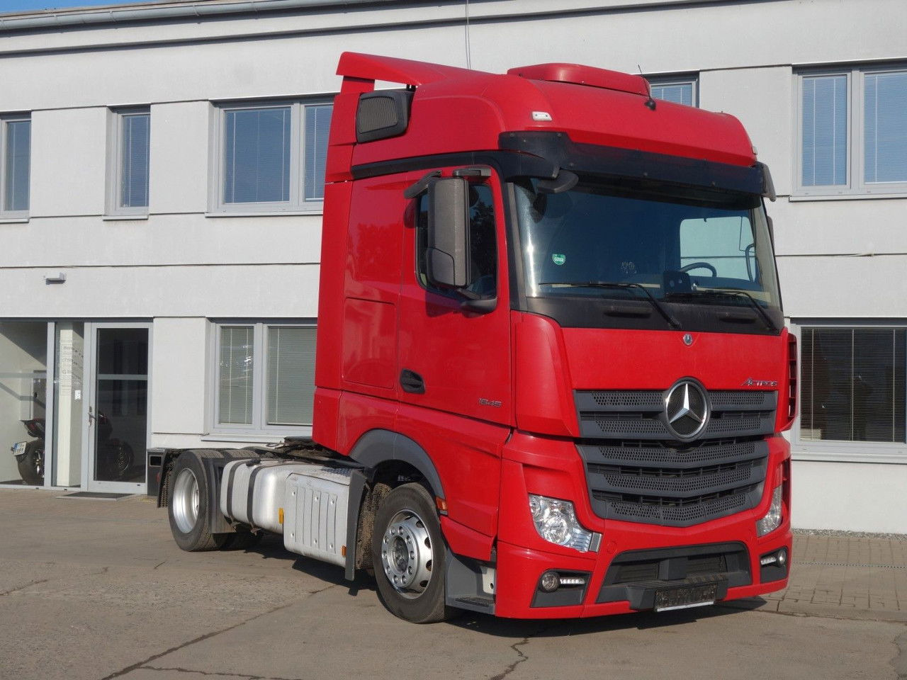 Mercedes-Benz Actros 1845 Lsnrl, Lowdeck, Standklima - Влекач: снимка 3 Mercedes-Benz Actros 1845 Lsnrl, Lowdeck, Standklima - Влекач: снимка 3