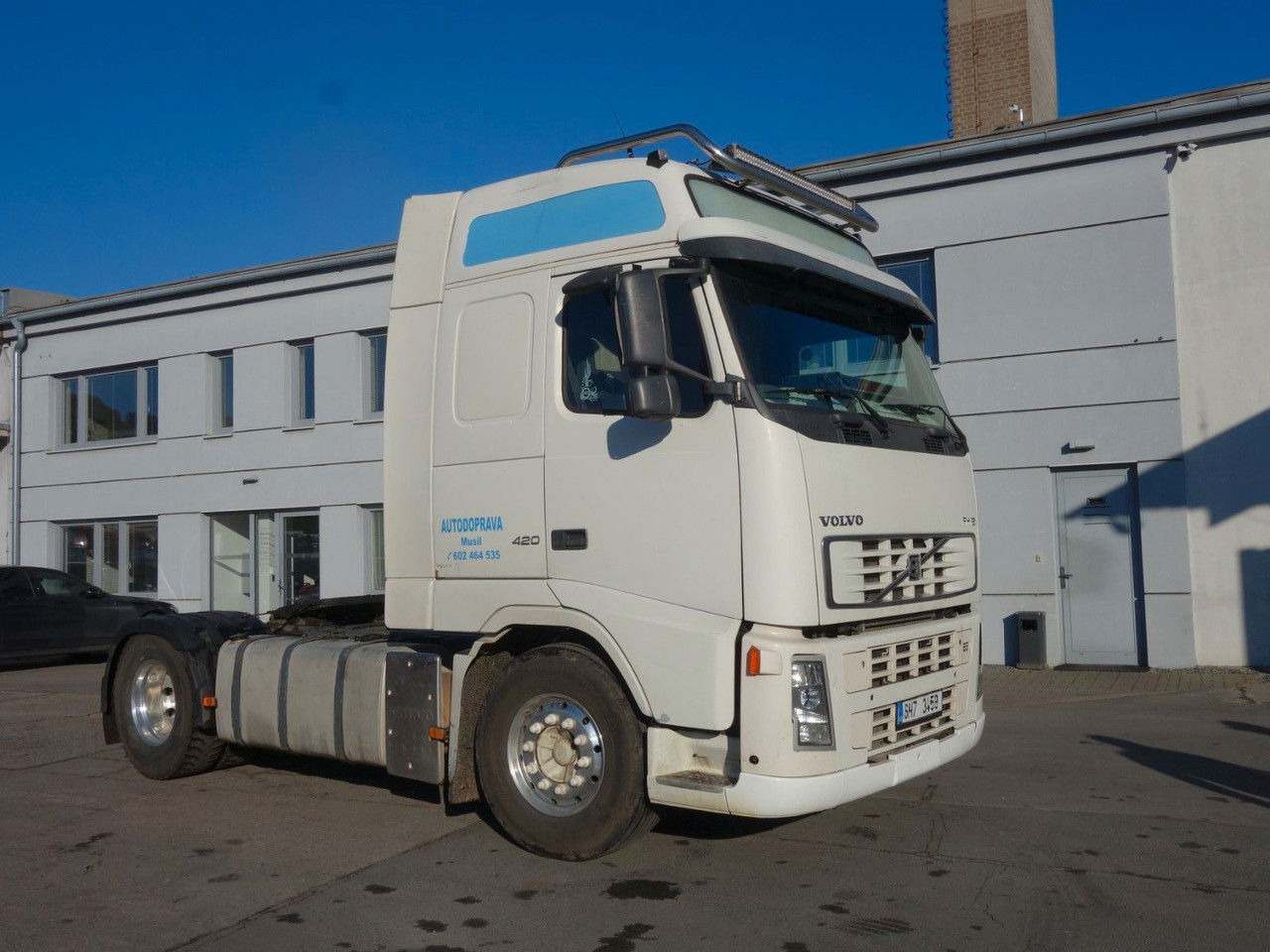 Volvo FH 12.420 Standard, Kipphydraulik - Влекач: снимка 2 Volvo FH 12.420 Standard, Kipphydraulik - Влекач: снимка 2