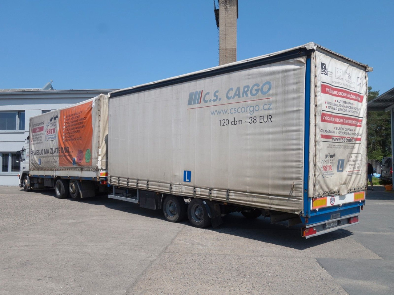 Volvo FM 380 6x2 + Panav Anhänger - Камион с брезент: снимка 4 Volvo FM 380 6x2 + Panav Anhänger - Камион с брезент: снимка 4