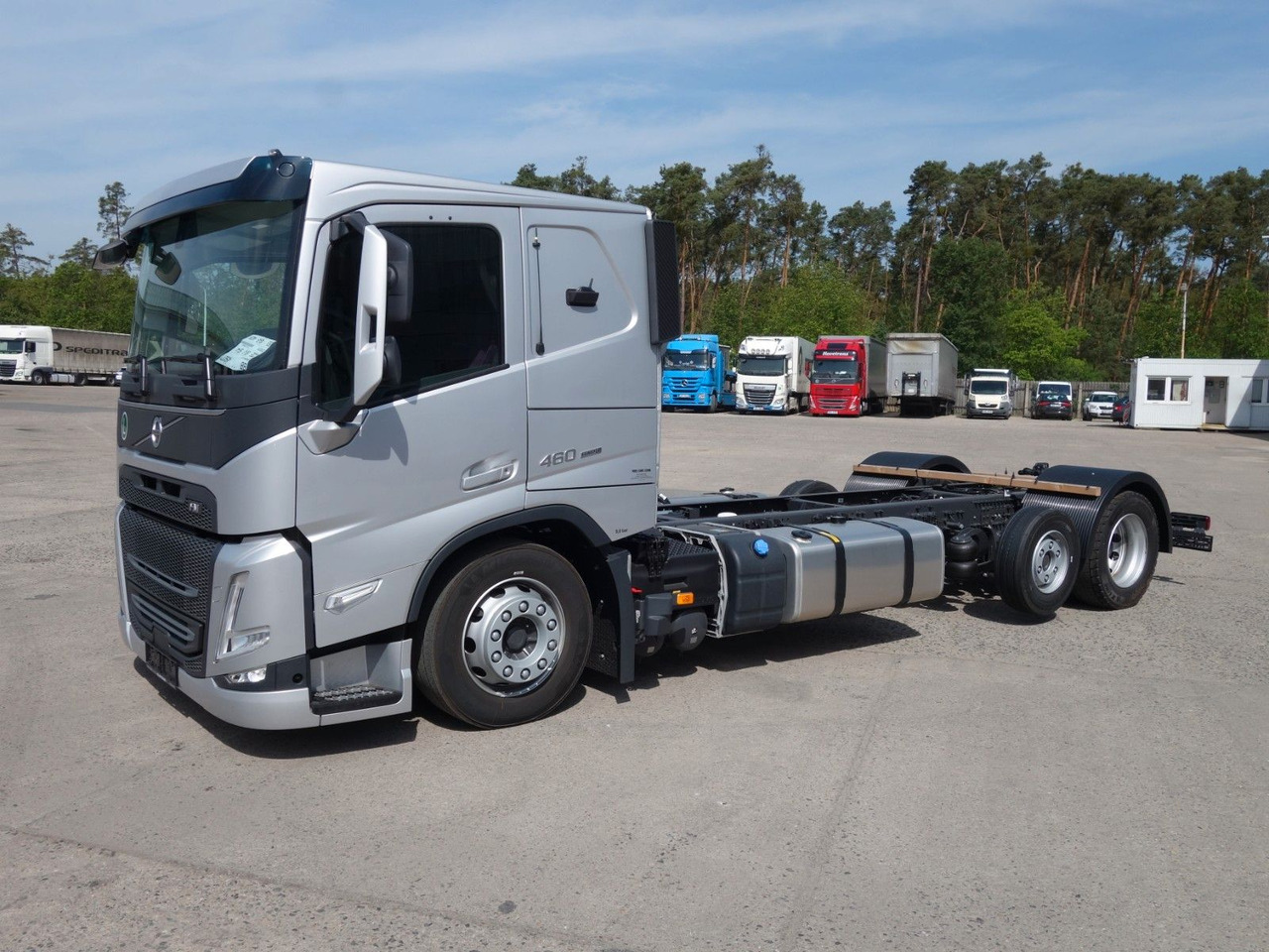 Volvo FM13 460 6x2 Neue RTO , Kassbohrer, Rolfo, Rimo - Шаси кабина: снимка 2 Volvo FM13 460 6x2 Neue RTO , Kassbohrer, Rolfo, Rimo - Шаси кабина: снимка 2