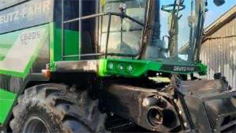 Deutz-fahr 6205 TS - Зърнокомбайн: снимка 1 Deutz-fahr 6205 TS - Зърнокомбайн: снимка 1