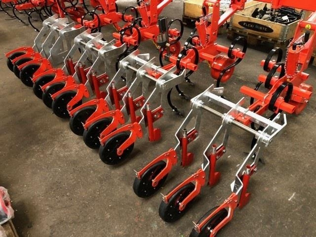 Gaspardo ***CropSeed*** Frøudstyr til radrenser - Оборудване след прибиране на реколтата: снимка 4 Gaspardo ***CropSeed*** Frøudstyr til radrenser - Оборудване след прибиране на реколтата: снимка 4