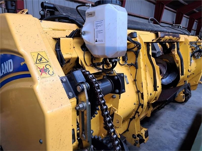 Машина за сено и фураж New Holland 283 Header: снимка 6