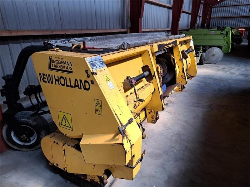 New Holland 355 W Græspick-up - Машина за сено и фураж: снимка 4 New Holland 355 W Græspick-up - Машина за сено и фураж: снимка 4