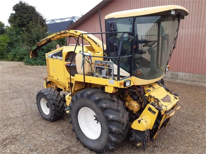 New Holland FX 50 FINSNITTER - Силажокомбайн: снимка 2 New Holland FX 50 FINSNITTER - Силажокомбайн: снимка 2