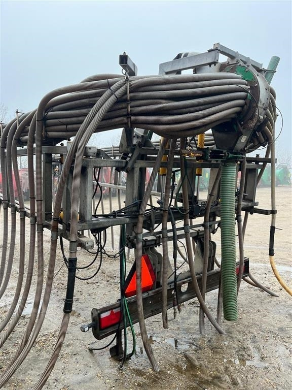 Samson 12-16-20 m slangebom - Цистерна за течен тор: снимка 4 Samson 12-16-20 m slangebom - Цистерна за течен тор: снимка 4