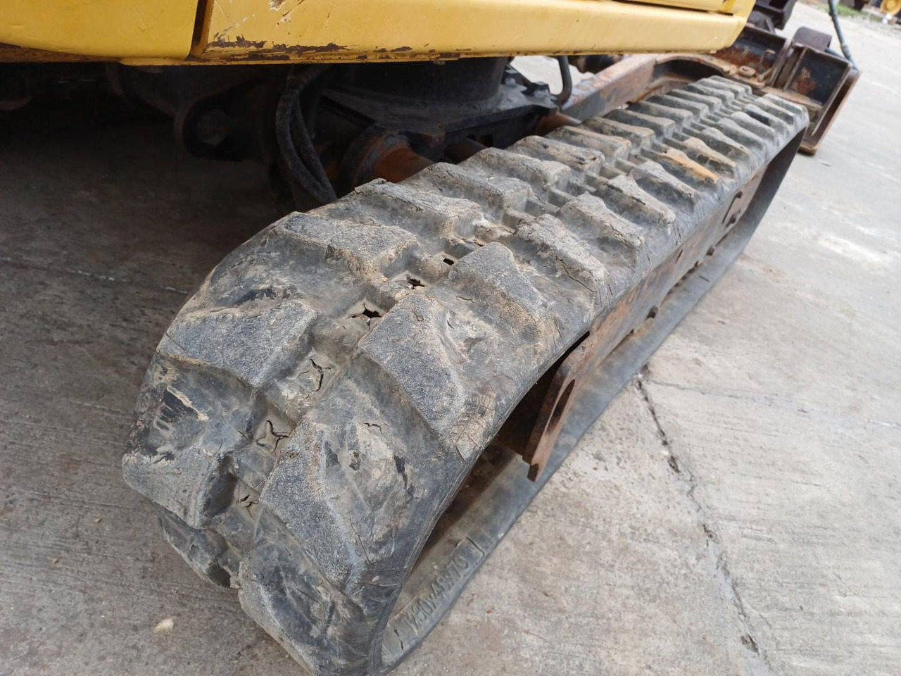 Верижен багер CAT 301.8-05: снимка 16 Верижен багер CAT 301.8-05: снимка 16