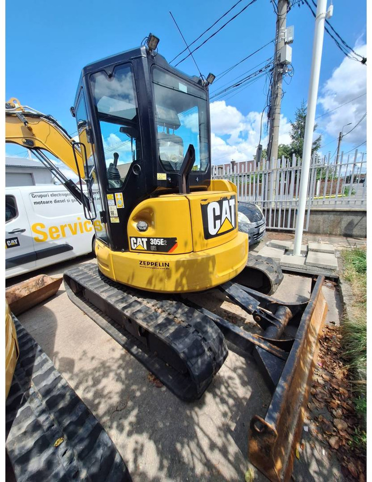 CAT 305E2CR - Верижен багер: снимка 4 CAT 305E2CR - Верижен багер: снимка 4