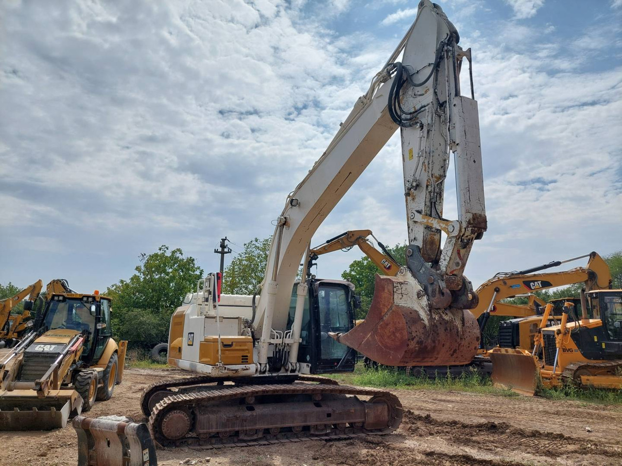 CAT 326FL - Верижен багер: снимка 2 CAT 326FL - Верижен багер: снимка 2