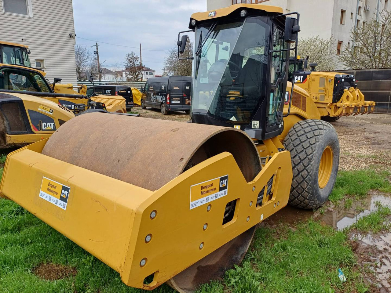 CAT CS12GC - Компактор: снимка 1 CAT CS12GC - Компактор: снимка 1