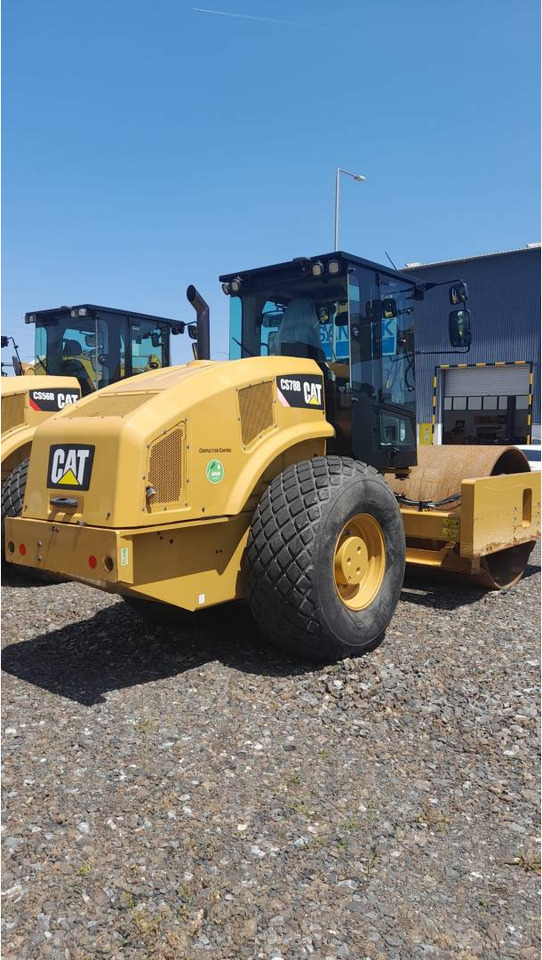 CAT CS78B - Компактор: снимка 3 CAT CS78B - Компактор: снимка 3
