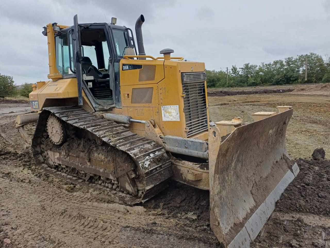 CAT D6NXL - Булдозер: снимка 2 CAT D6NXL - Булдозер: снимка 2