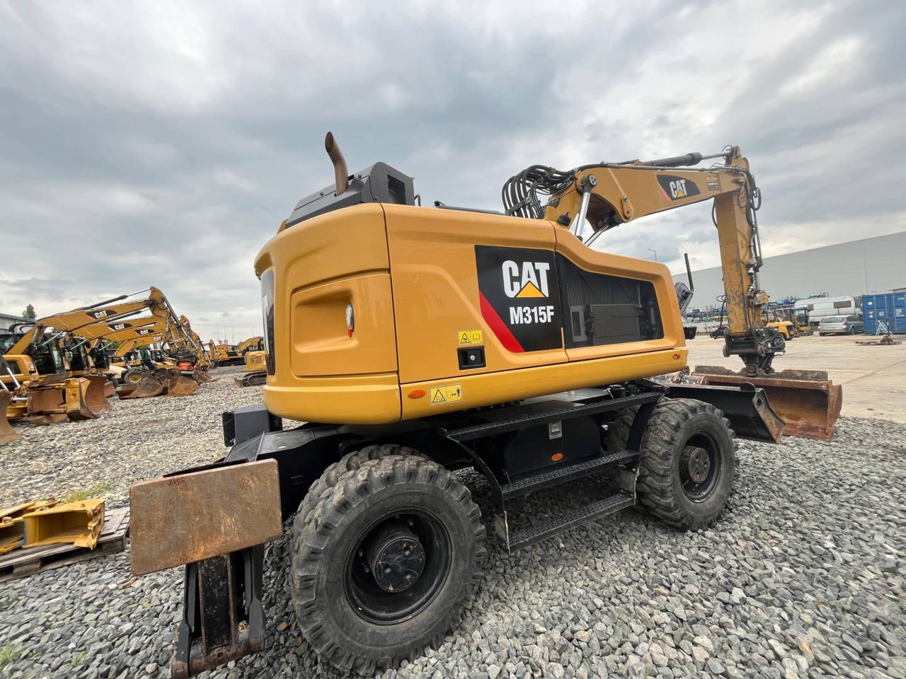 CAT M315F - Колесен багер: снимка 3 CAT M315F - Колесен багер: снимка 3