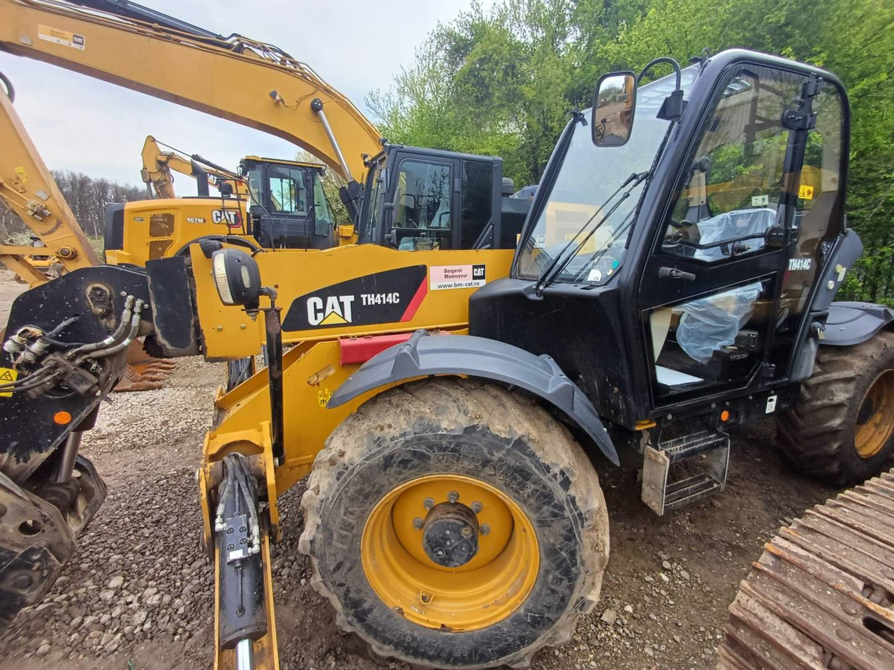 CAT TH414C - Телескопичен товарач: снимка 1 CAT TH414C - Телескопичен товарач: снимка 1