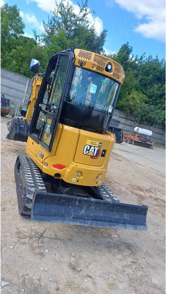 CAT 302.7CR - Верижен багер: снимка 4 CAT 302.7CR - Верижен багер: снимка 4