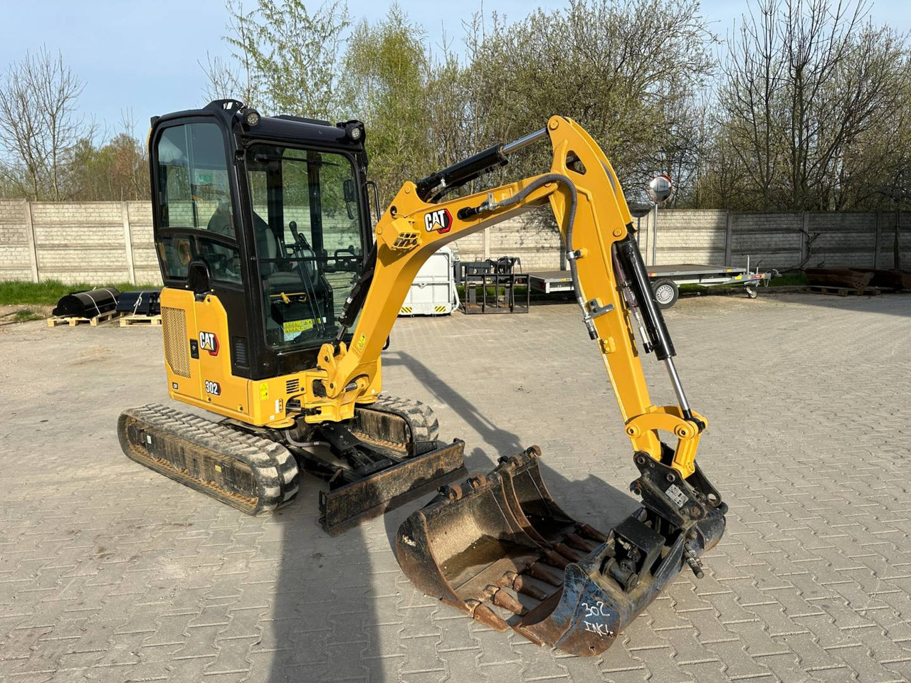 CAT 302CR - Верижен багер: снимка 2 CAT 302CR - Верижен багер: снимка 2